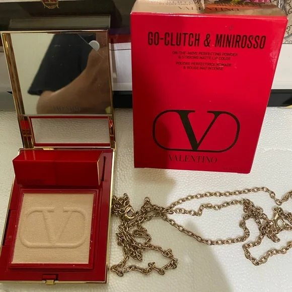 New in box Valentino RED Go-Clutch & Minirosso in cream color